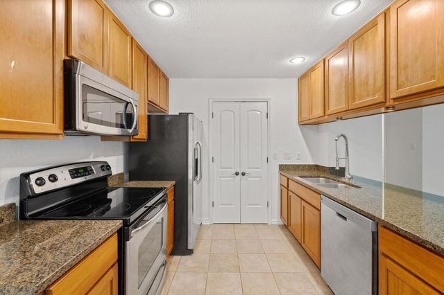 6700 Cooper LN 19, Austin, TX 78745