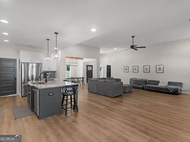 55 Hood Road, Concord, GA 30206