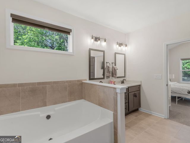 55 Hood Road, Concord, GA 30206