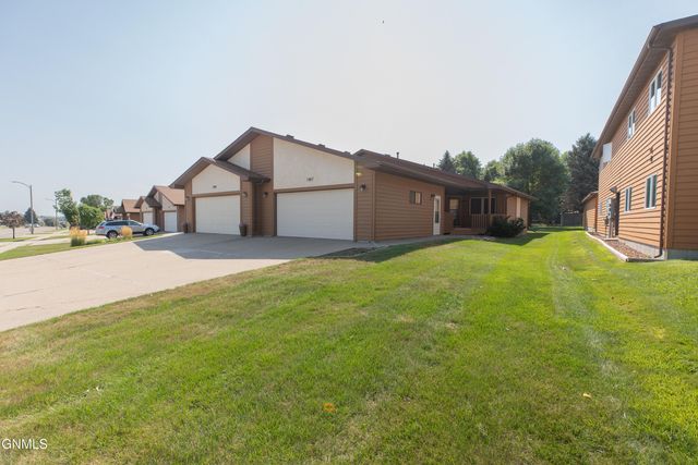 1947 Capitol Avenue, Bismarck, ND 58501 property photo