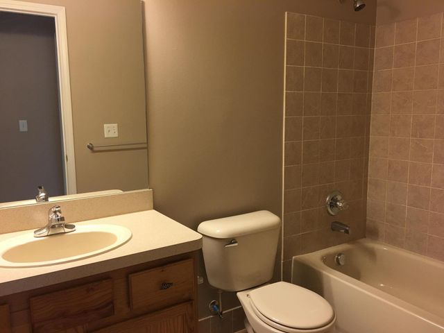 20209 Chesapeake Circle, Commerce Twp, MI 48390