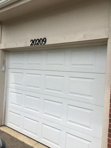 20209 Chesapeake Circle, Commerce Twp, MI 48390