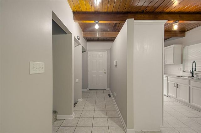 6401 Roswell Avenue, Kansas City, KS 66104