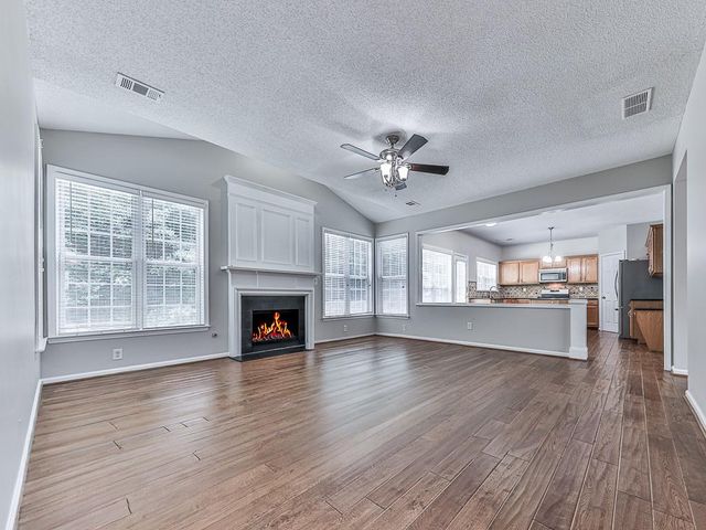 503 Keeneland Avenue, Woodstock, GA 30189