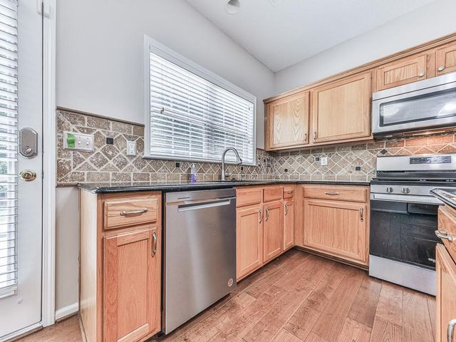 503 Keeneland Avenue, Woodstock, GA 30189