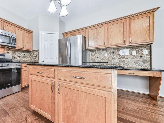 503 Keeneland Avenue, Woodstock, GA 30189