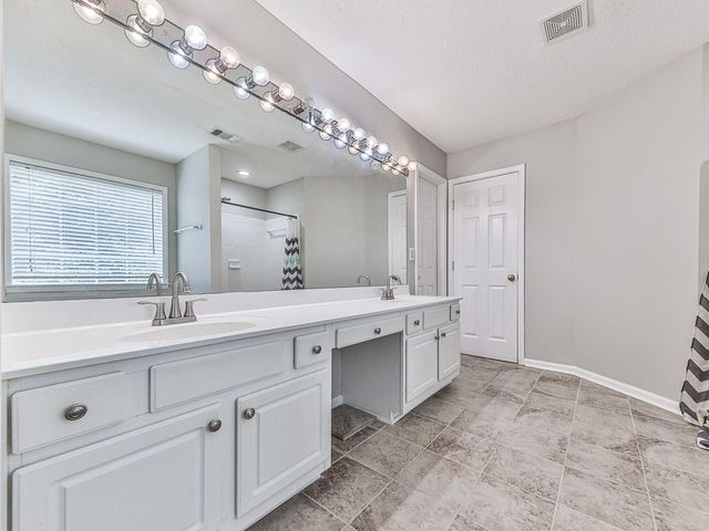 503 Keeneland Avenue, Woodstock, GA 30189
