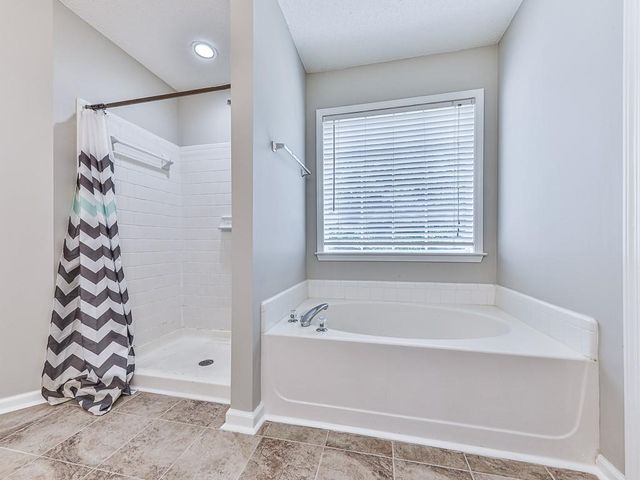 503 Keeneland Avenue, Woodstock, GA 30189