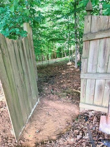 503 Keeneland Avenue, Woodstock, GA 30189