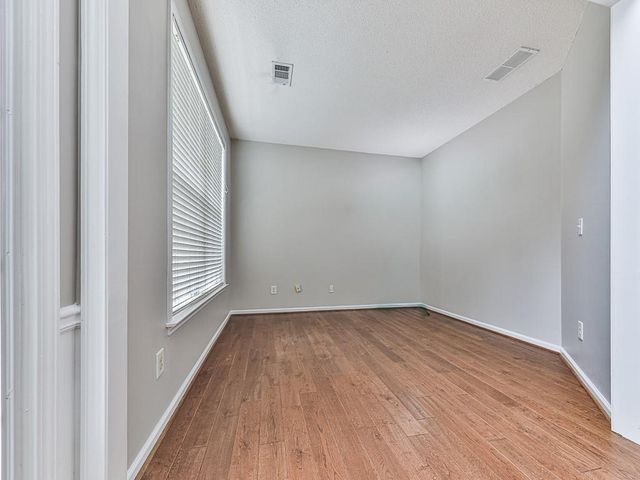 503 Keeneland Avenue, Woodstock, GA 30189