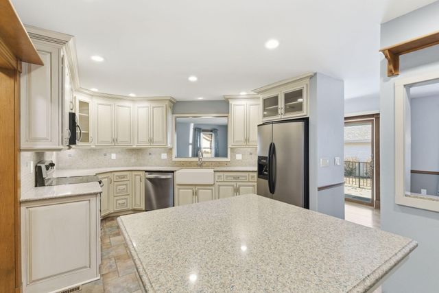 1182 E Evans Street, Springfield, MO 65810