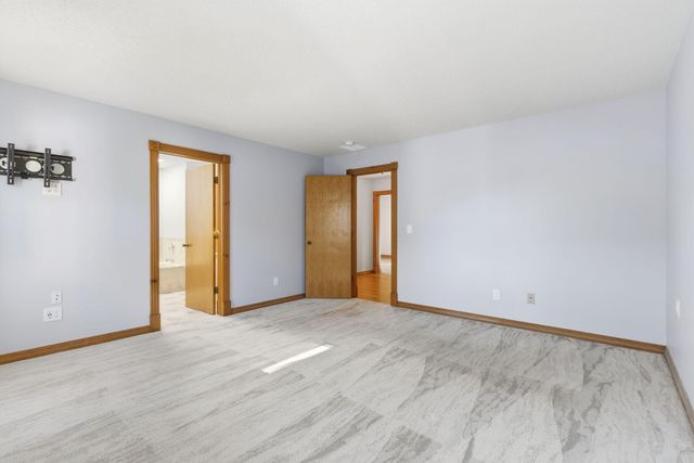 1182 E Evans Street, Springfield, MO 65810