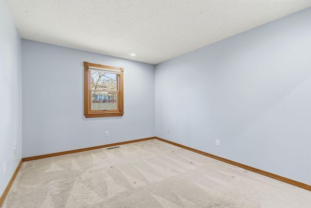 1182 E Evans Street, Springfield, MO 65810