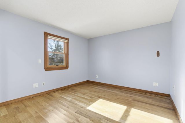 1182 E Evans Street, Springfield, MO 65810