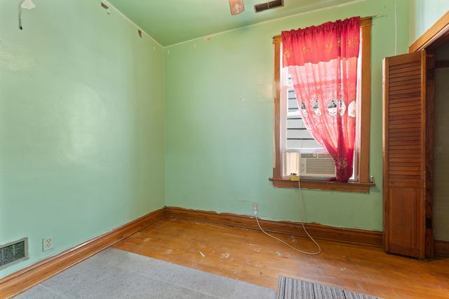 1523 S 50th Avenue, Cicero, IL 60804