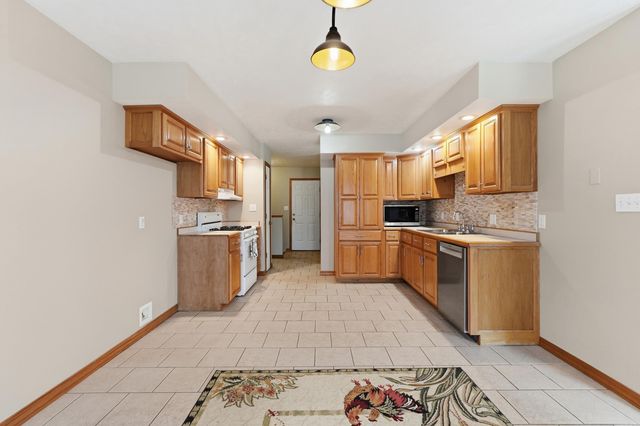 60 Red Fox Road, Greers Ferry, AR 72067