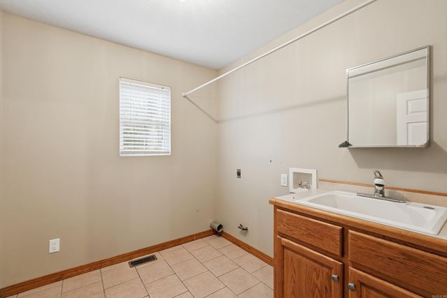 60 Red Fox Road, Greers Ferry, AR 72067