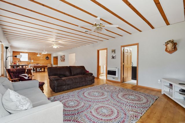 60 Red Fox Road, Greers Ferry, AR 72067