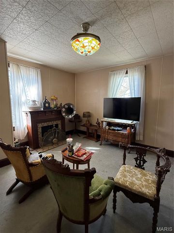 412 Macarthur Avenue, Union, MO 63084