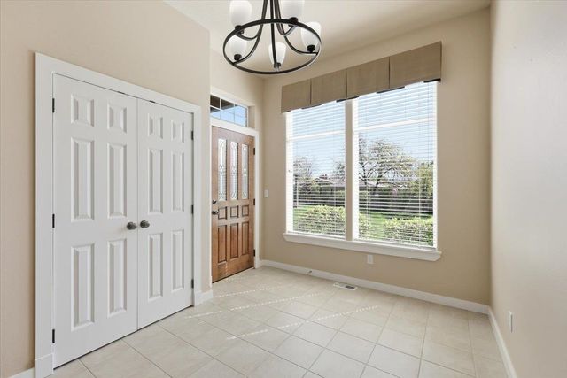 5007 S Ivy Glen Ln, Spokane, WA 99223