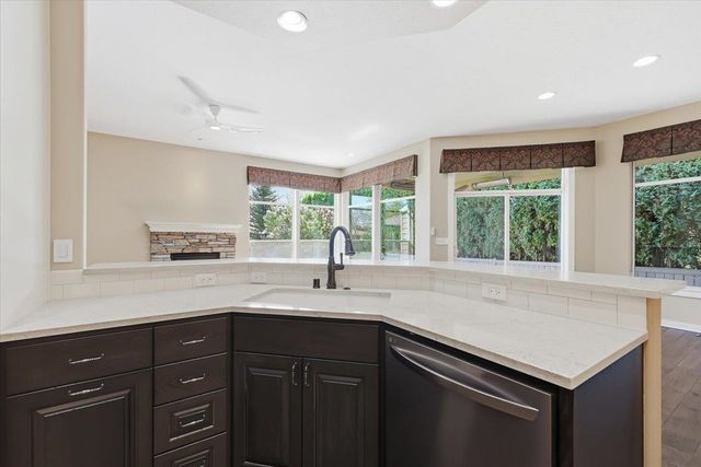 5007 S Ivy Glen Ln, Spokane, WA 99223