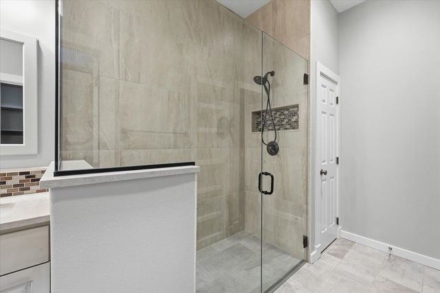 5007 S Ivy Glen Ln, Spokane, WA 99223
