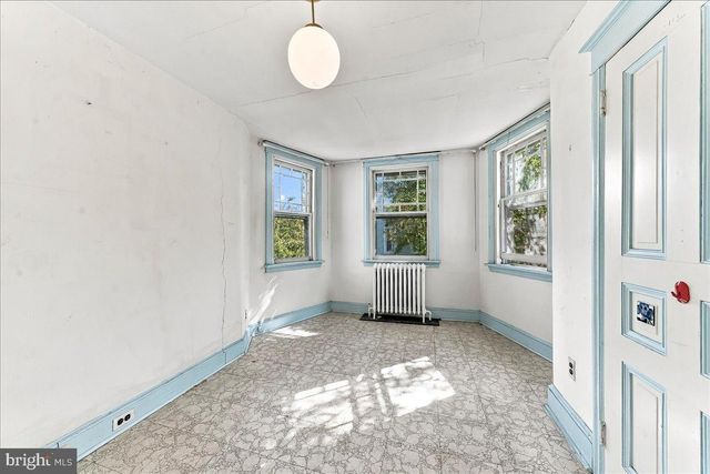 125 E SYLVAN AVE, Rutledge, PA 19070