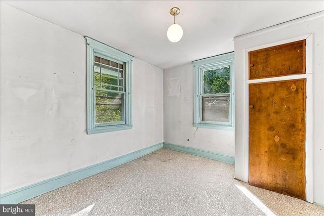 125 E SYLVAN AVE, Rutledge, PA 19070