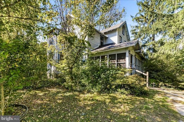 125 E SYLVAN AVE, Rutledge, PA 19070
