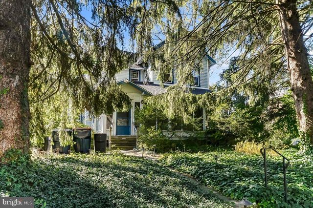 125 E SYLVAN AVE, Rutledge, PA 19070