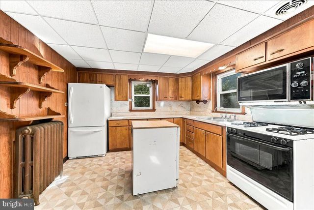 125 E SYLVAN AVE, Rutledge, PA 19070