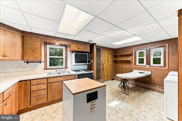 125 E SYLVAN AVE, Rutledge, PA 19070