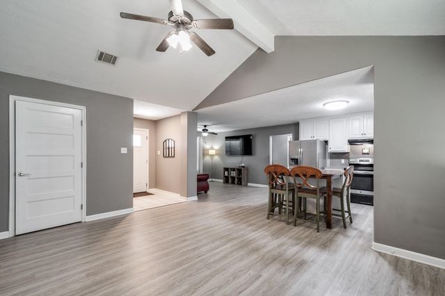 16392 Many Trees Lane, Conroe, TX 77302