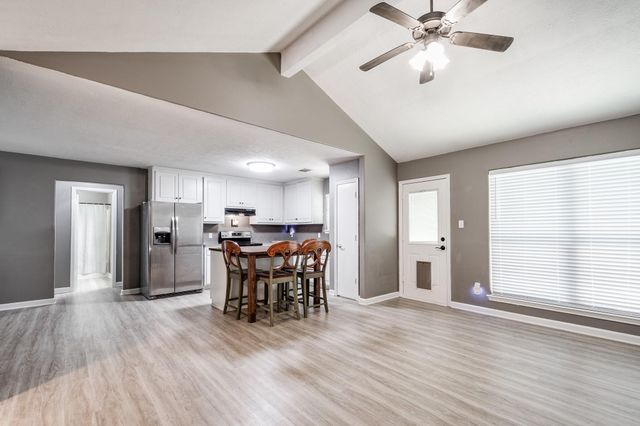 16392 Many Trees Lane, Conroe, TX 77302