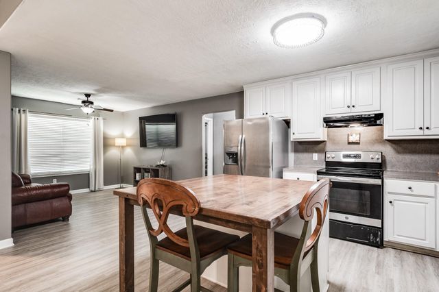 16392 Many Trees Lane, Conroe, TX 77302