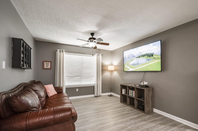 16392 Many Trees Lane, Conroe, TX 77302