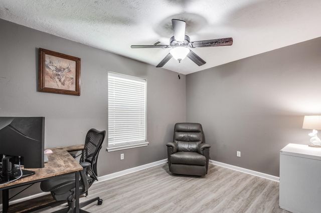 16392 Many Trees Lane, Conroe, TX 77302