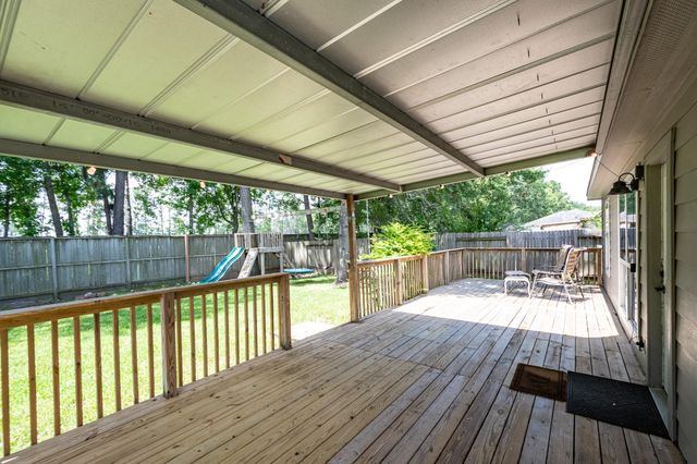 16392 Many Trees Lane, Conroe, TX 77302