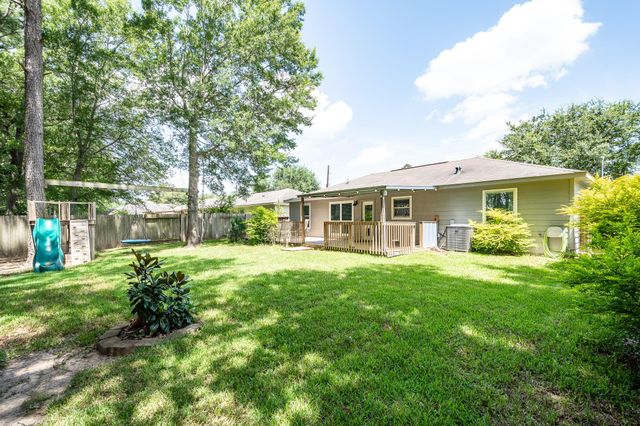 16392 Many Trees Lane, Conroe, TX 77302