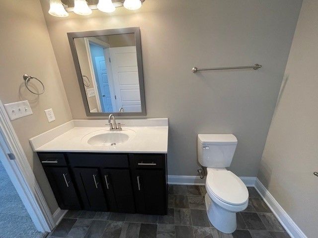 1105 Poppyseed Dr, Oak Grove, KY 42262