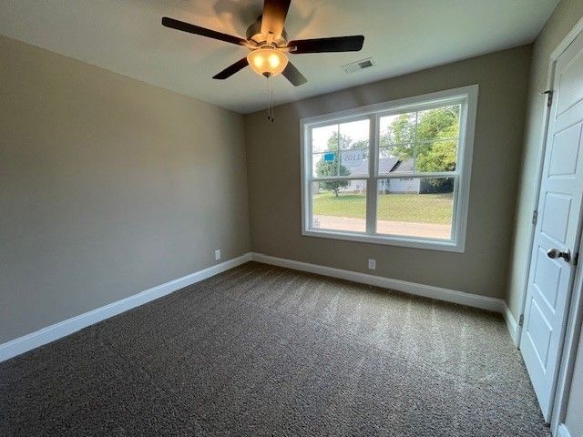 1105 Poppyseed Dr, Oak Grove, KY 42262
