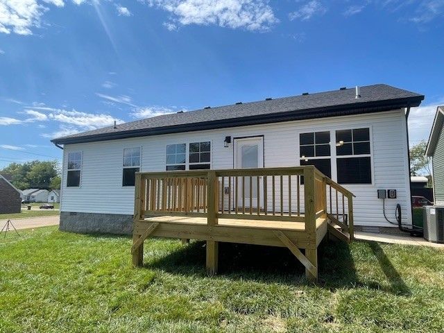 1105 Poppyseed Dr, Oak Grove, KY 42262
