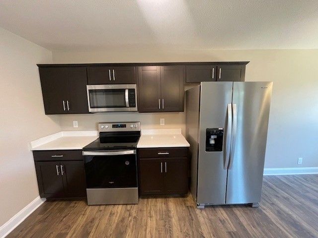 1105 Poppyseed Dr, Oak Grove, KY 42262