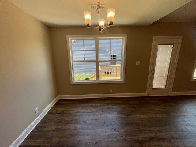 1105 Poppyseed Dr, Oak Grove, KY 42262