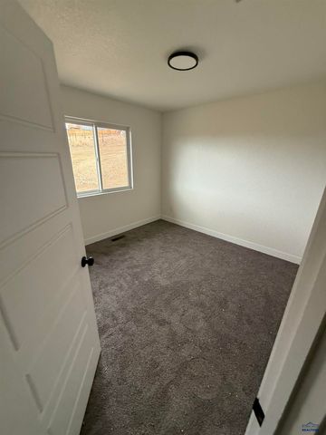 5328 SILVERTON ST, Rapid City, SD 57703