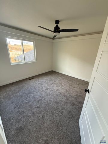 5328 SILVERTON ST, Rapid City, SD 57703