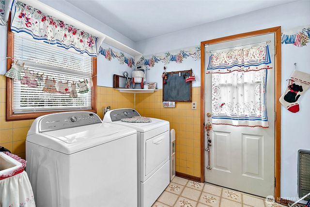 502 E 32nd Street, Tacoma, WA 98404