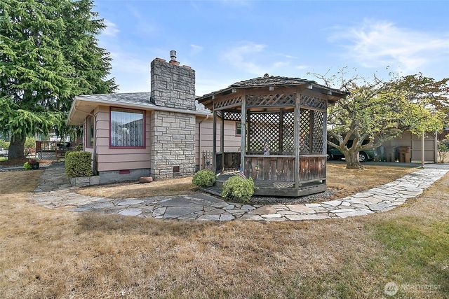 502 E 32nd Street, Tacoma, WA 98404