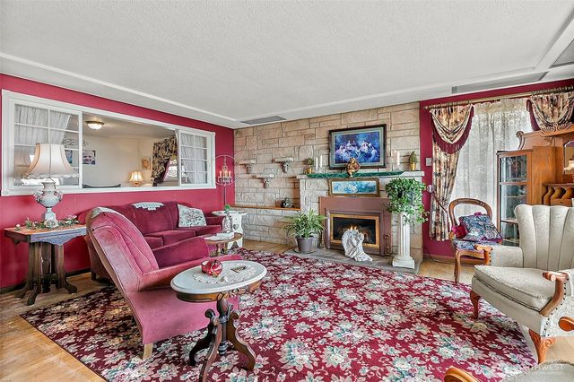 502 E 32nd Street, Tacoma, WA 98404