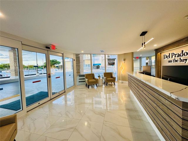 18021 Biscayne Boulevard 304, Aventura, FL 33160